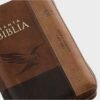 Biblia RVR60 Portátil con Águila - Tricolor Café Letra Grande 12 Puntos con cierre e índice